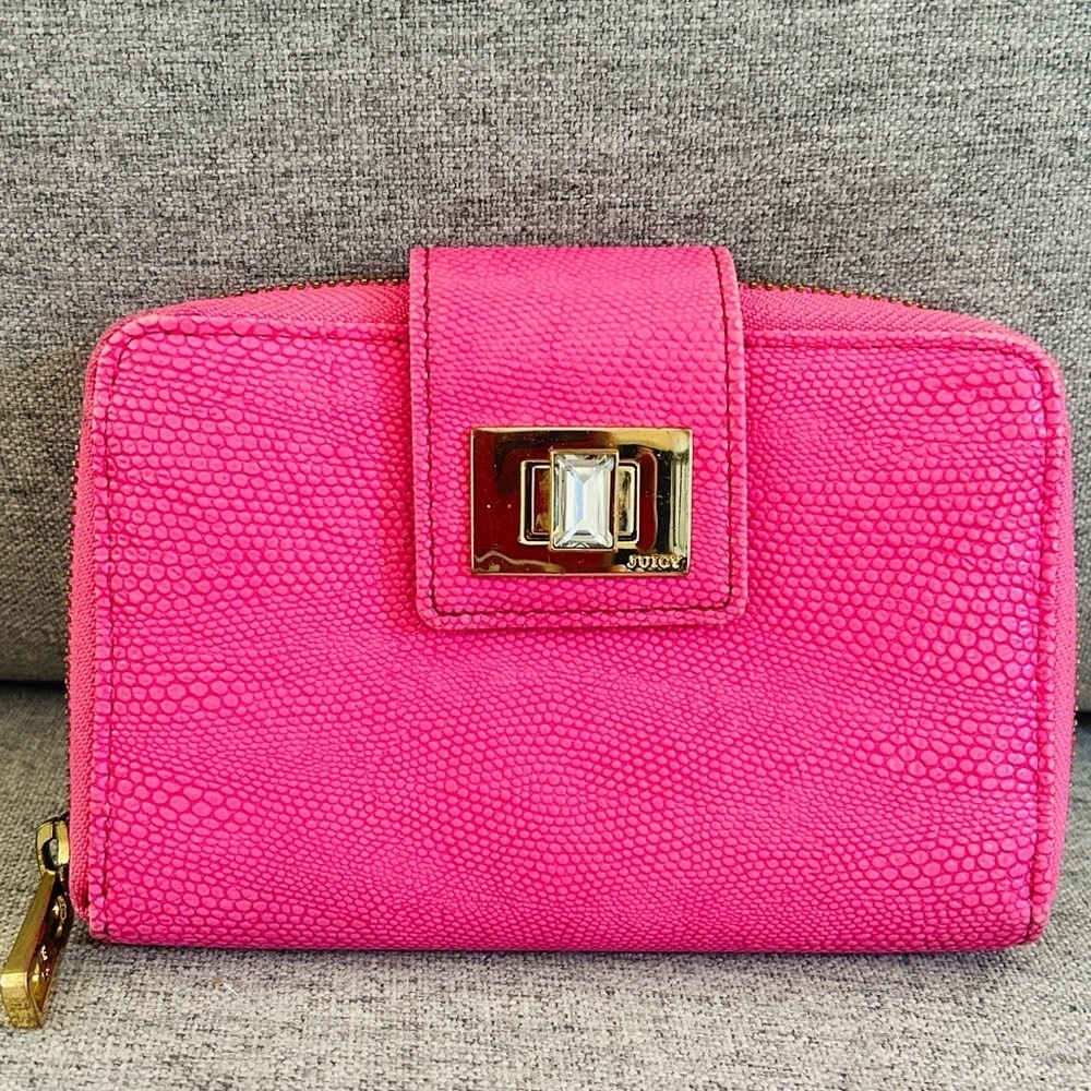 Juicy Couture Pink Chic Card Wallet
